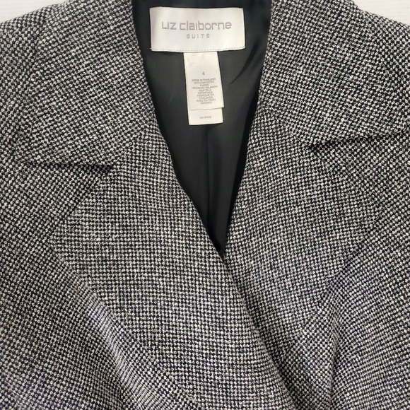 Liz Suit Jacket - Picture 4 of 7